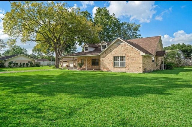 1306 Ervin Street, League City, TX 77573