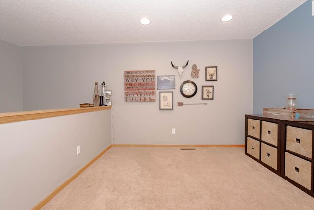 4605 Victor Path 6, Hugo, MN 55038