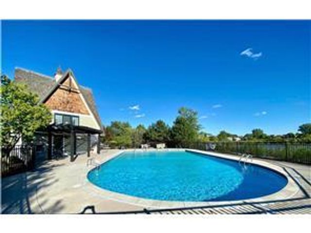 4605 Victor Path 6, Hugo, MN 55038