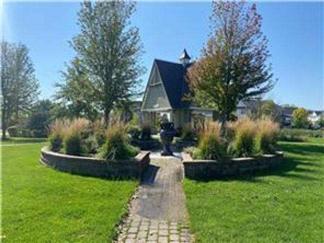 4605 Victor Path 6, Hugo, MN 55038