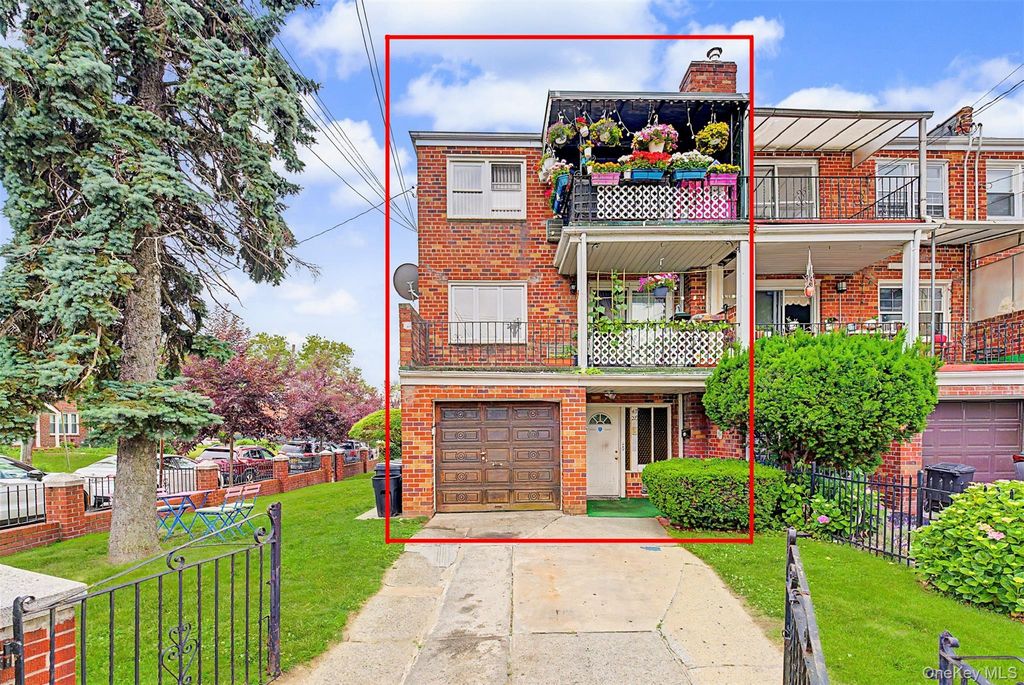 47-28 Parsons Boulevard, Flushing, NY 11355