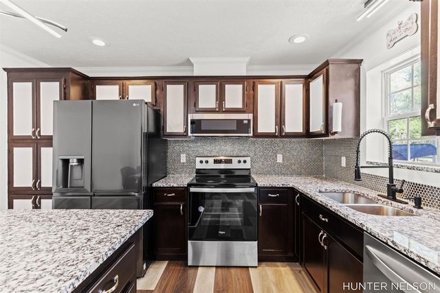 3088 Central Road, Muskegon, MI 49445