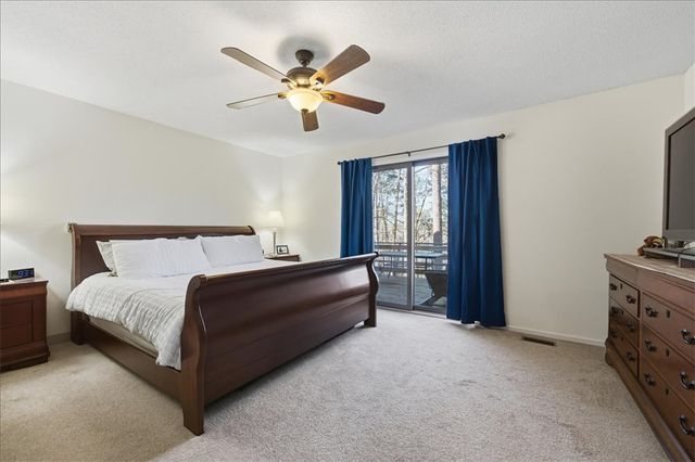 48 Commodore Drive, Salem, SC 29676