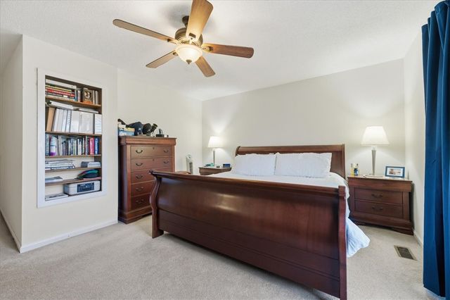 48 Commodore Drive, Salem, SC 29676