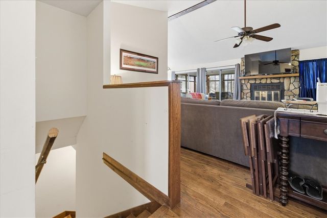 48 Commodore Drive, Salem, SC 29676