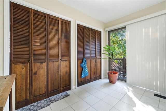 48 Commodore Drive, Salem, SC 29676