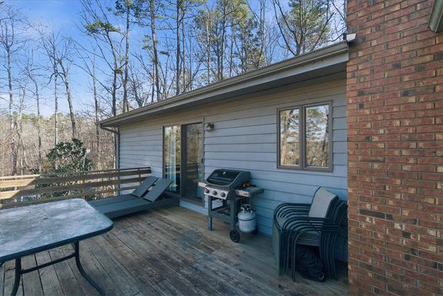 48 Commodore Drive, Salem, SC 29676