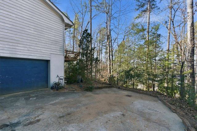 48 Commodore Drive, Salem, SC 29676