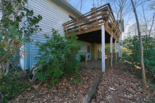 48 Commodore Drive, Salem, SC 29676