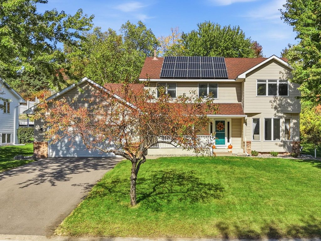 1320 Wildflower Lane, Chaska, MN 55318 — photo 2
