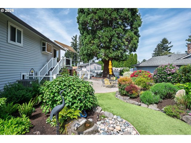 286 Nw LINNEMAN Ave, Gresham, OR 97030