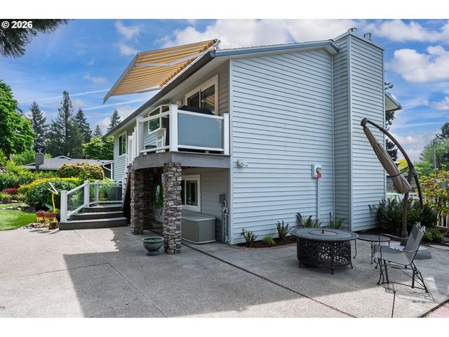 286 Nw LINNEMAN Ave, Gresham, OR 97030