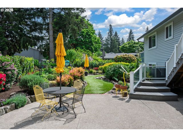 286 Nw LINNEMAN Ave, Gresham, OR 97030
