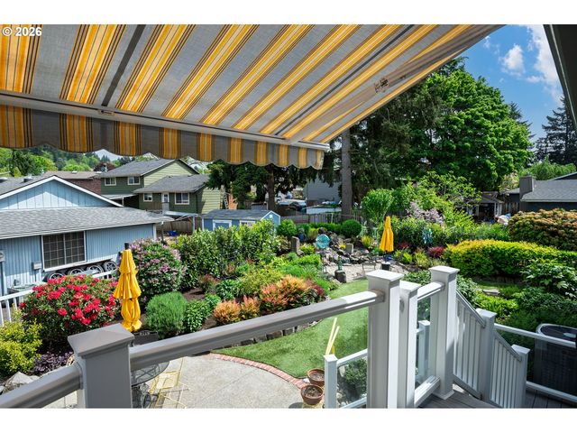 286 Nw LINNEMAN Ave, Gresham, OR 97030