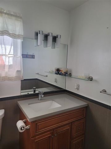 43A SE 15th Street, Dania Beach, FL 33004