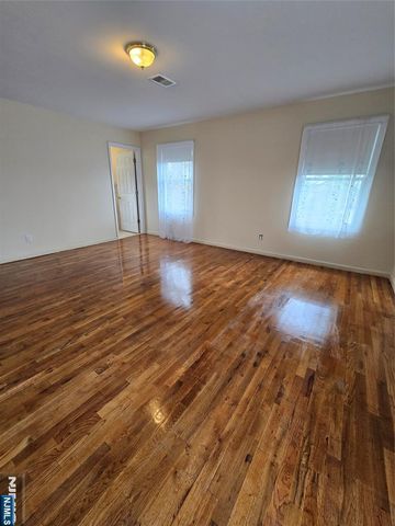 598 Broad Street, Carlstadt, NJ 07072