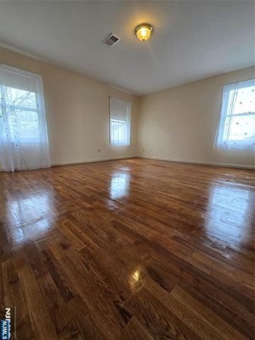 598 Broad Street, Carlstadt, NJ 07072