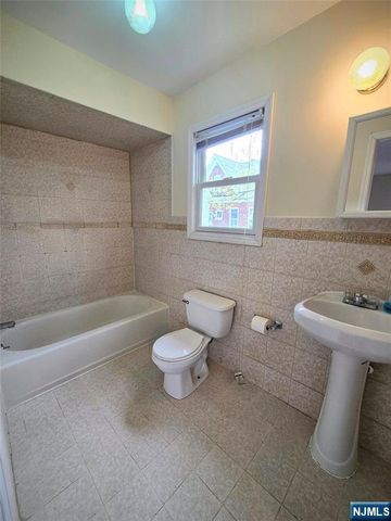 598 Broad Street, Carlstadt, NJ 07072