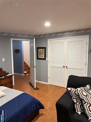 598 Broad Street, Carlstadt, NJ 07072