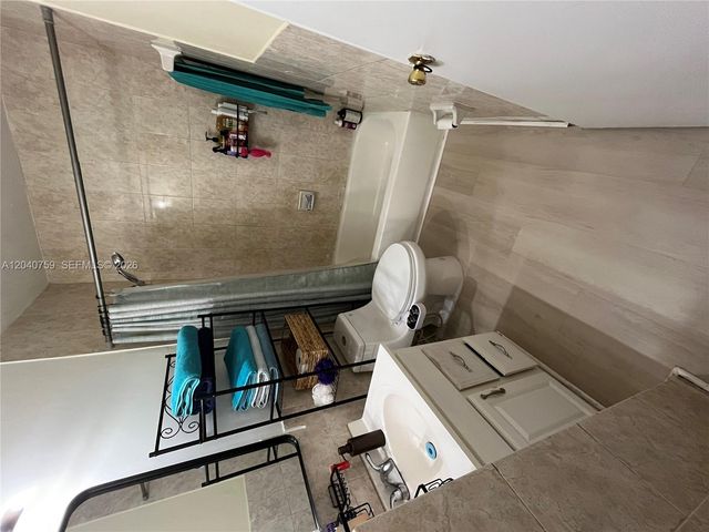 5305 NW 27th Street 6C, Lauderhill, FL 33313