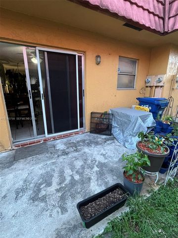 5305 NW 27th Street 6C, Lauderhill, FL 33313