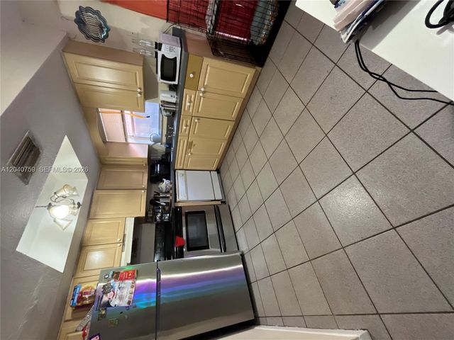 5305 NW 27th Street 6C, Lauderhill, FL 33313