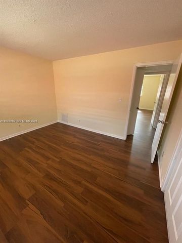 5305 NW 27th Street 6C, Lauderhill, FL 33313