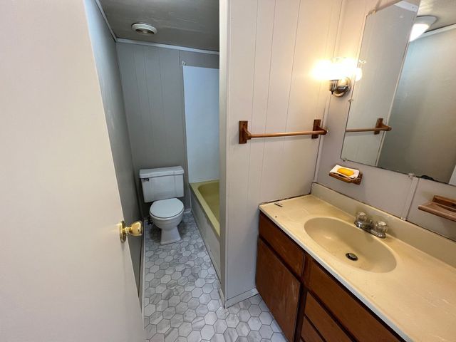 862 Lou Ann Ln, Clarksville, TN 37042