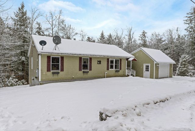 156 Trotting Track Road, Wolfeboro, NH 03894