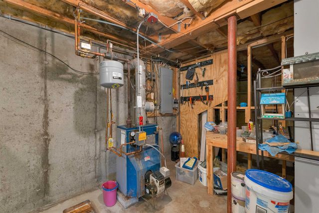 156 Trotting Track Road, Wolfeboro, NH 03894