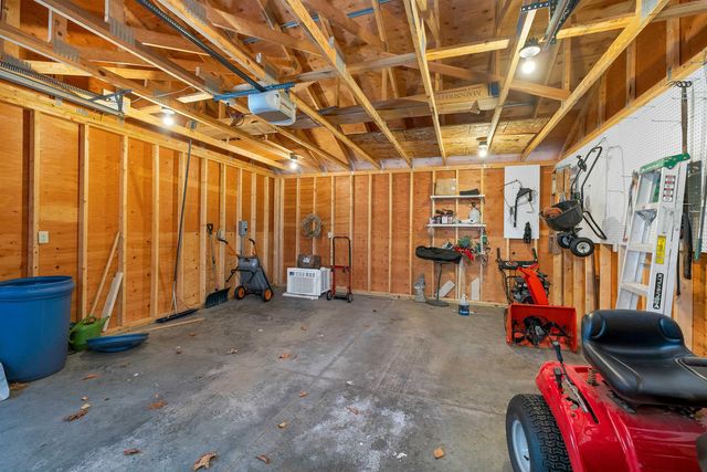 156 Trotting Track Road, Wolfeboro, NH 03894