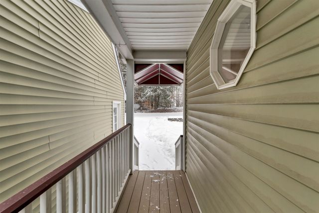 156 Trotting Track Road, Wolfeboro, NH 03894
