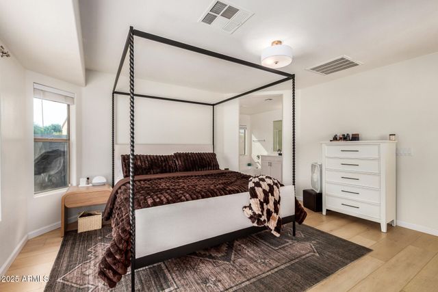 3433 E HOPKINS Road, Gilbert, AZ 85295