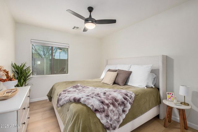 3433 E HOPKINS Road, Gilbert, AZ 85295