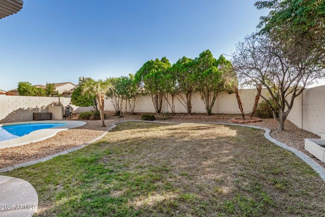 3433 E HOPKINS Road, Gilbert, AZ 85295