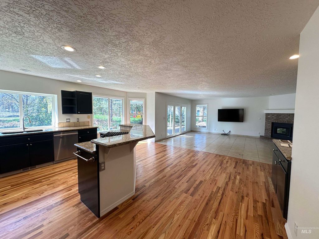 3201 E Rivernest Ln, Boise, ID 83706 photo 5