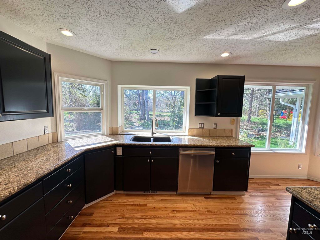 3201 E Rivernest Ln, Boise, ID 83706 photo 9