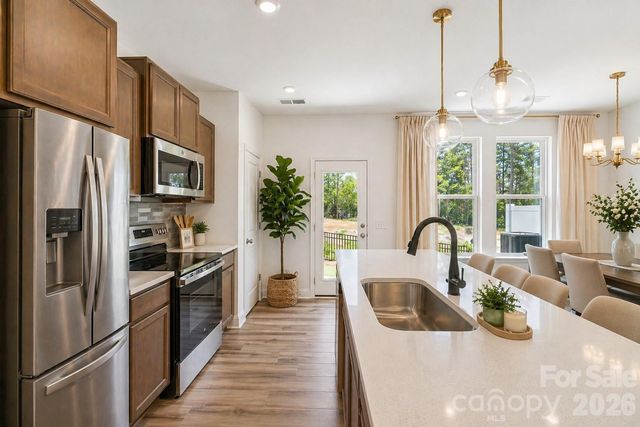 7625 Ethora Way, Charlotte, NC 28216