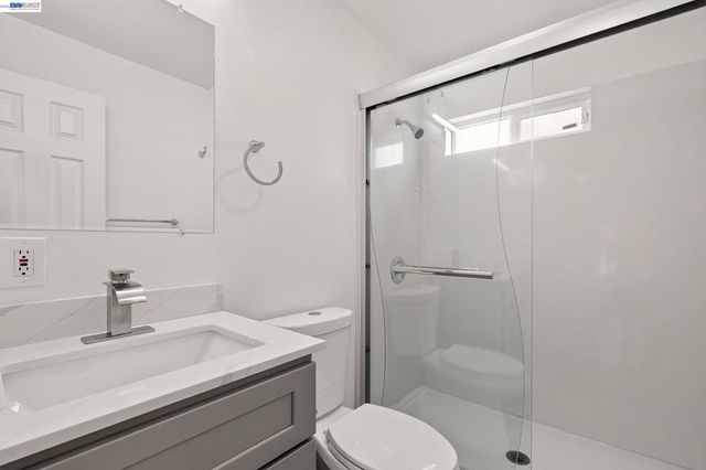 3447 Seven Hills Rd, Castro Valley, CA 94546