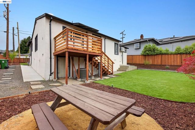 3447 Seven Hills Rd, Castro Valley, CA 94546