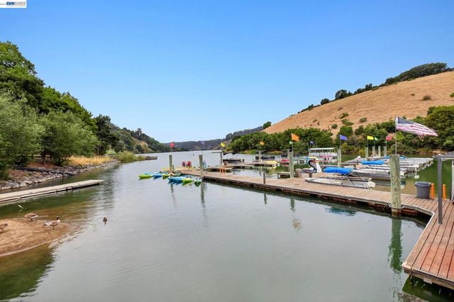 3447 Seven Hills Rd, Castro Valley, CA 94546