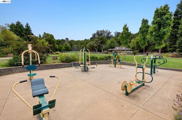 3447 Seven Hills Rd, Castro Valley, CA 94546