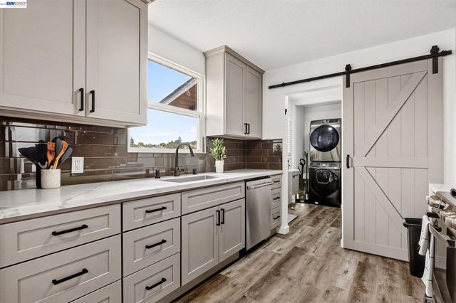 3447 Seven Hills Rd, Castro Valley, CA 94546