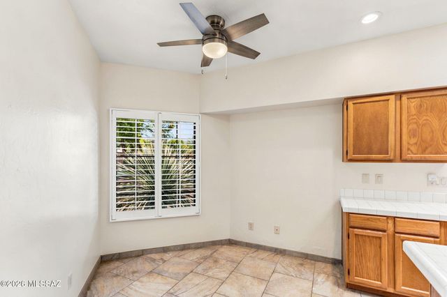 5560 E Miles Circle, Tucson, AZ 85712