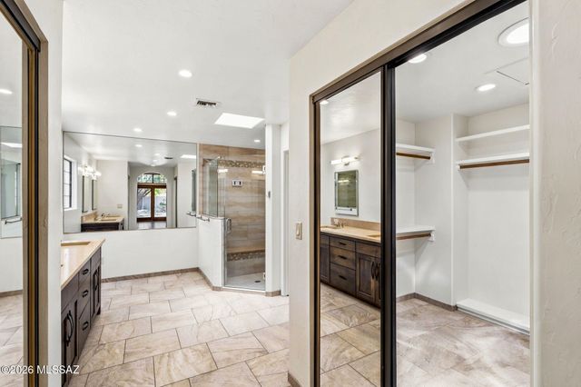 5560 E Miles Circle, Tucson, AZ 85712