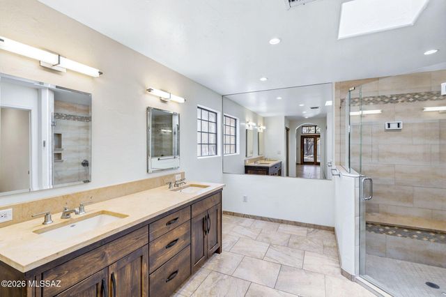 5560 E Miles Circle, Tucson, AZ 85712