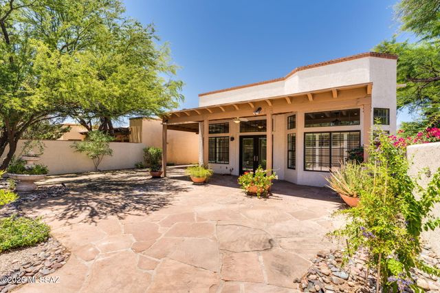 5560 E Miles Circle, Tucson, AZ 85712