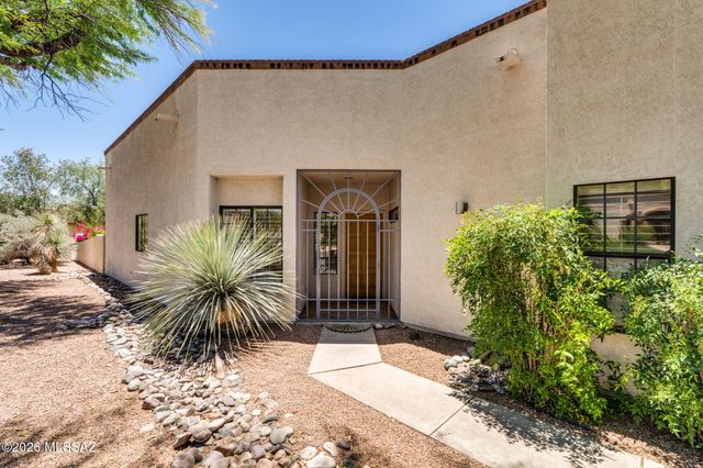 5560 E Miles Circle, Tucson, AZ 85712