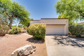 5560 E Miles Circle, Tucson, AZ 85712
