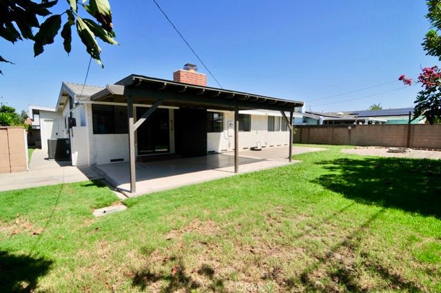 7122 Stahov, Westminster, CA 92683
